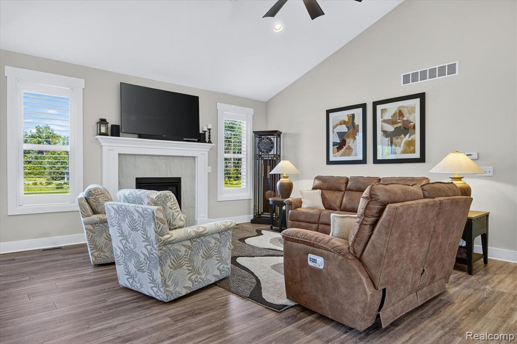 1212 Candlelight Court, Brighton, MI 48114 — Photo 13