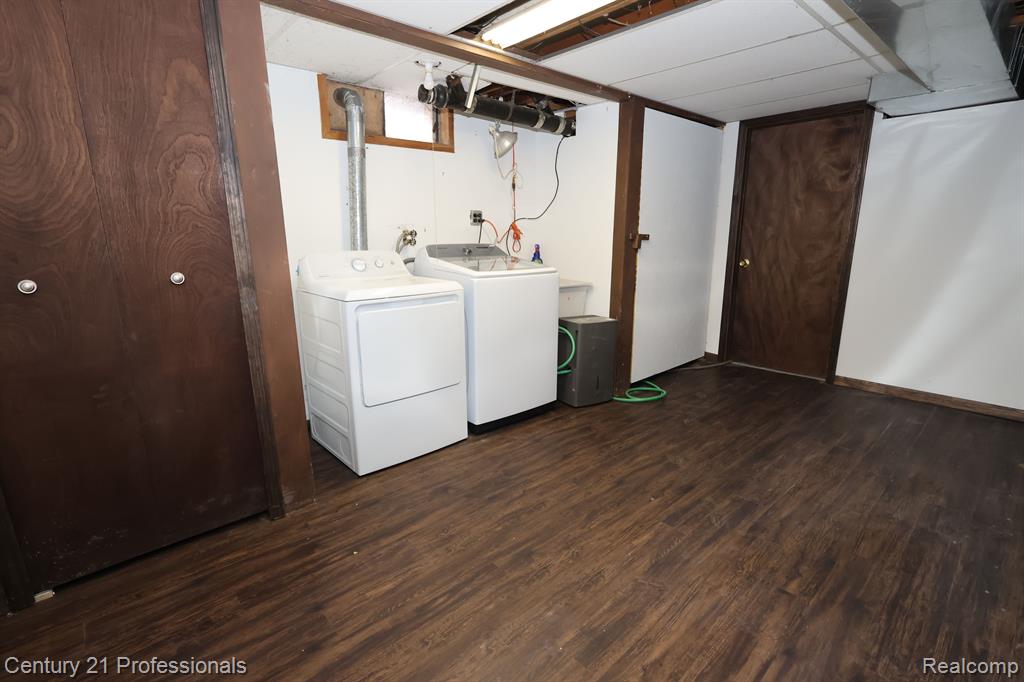 6481 WINANS LAKE Road, Brighton, MI 48116 — Photo 18