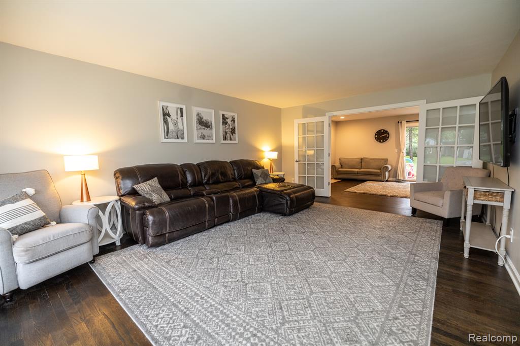 6825 ALDERLEY Way, West Bloomfield, MI — Photo 8