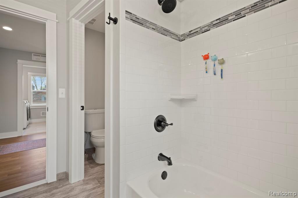 423 N Altadena Avenue, Royal Oak, MI 48067 — Photo 49