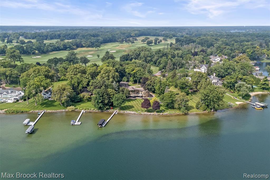 3333 W Shore Drive, Orchard Lake Village, MI 48324 — Photo 78