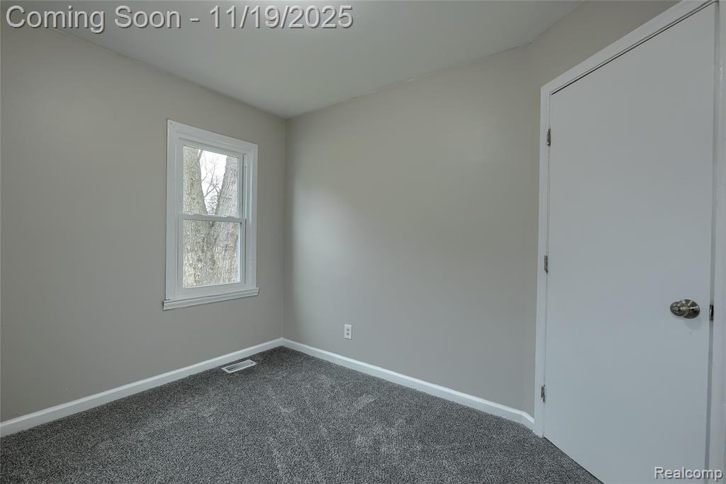 7044 Westminster Avenue, Warren, MI 48091 — Photo 16