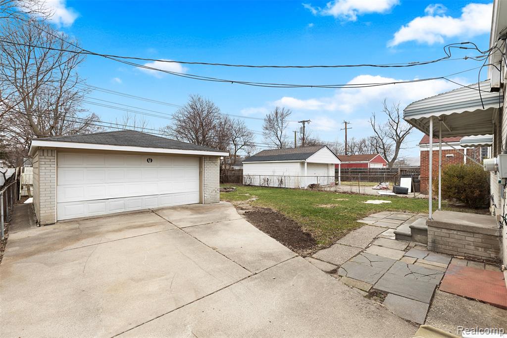 358 Greenwood Street, Inkster, MI 48141 — Photo 5