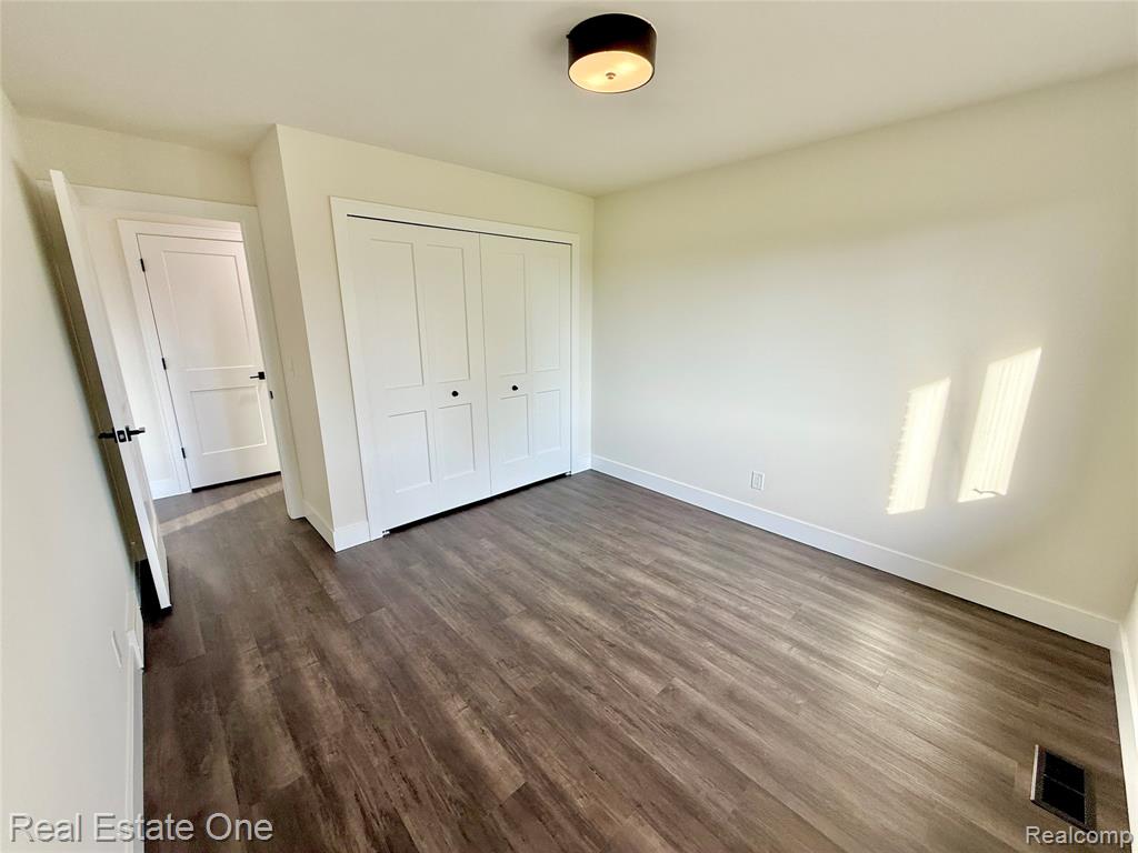22222 29 Mile Road, Ray, MI — Photo 37
