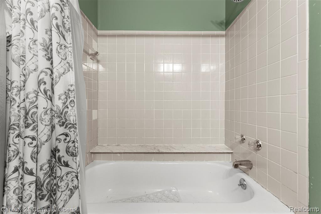 8095 S Huron River Drive, Ypsilanti, MI 48197 — Photo 21