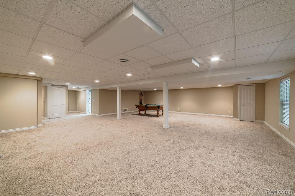 9546 KINGSWAY Circle, Clarkston, MI 48348 — Photo 43