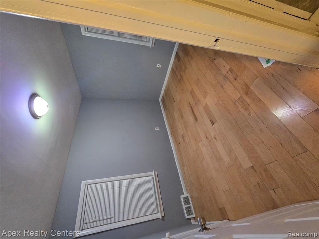7668 Evergreen Avenue, Detroit, MI 48228 — Photo 11