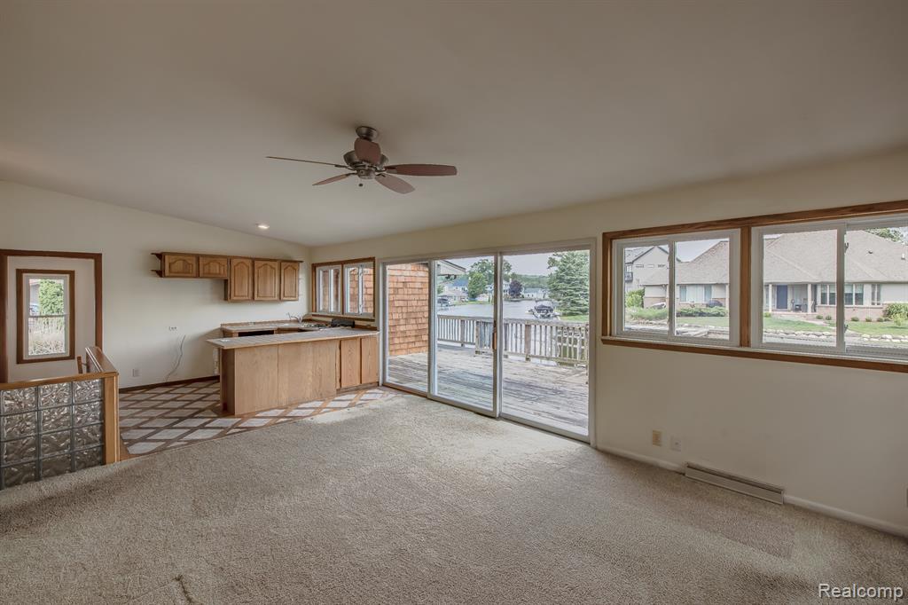 9634 Bonnie Briar Street, White Lake, MI — Photo 11