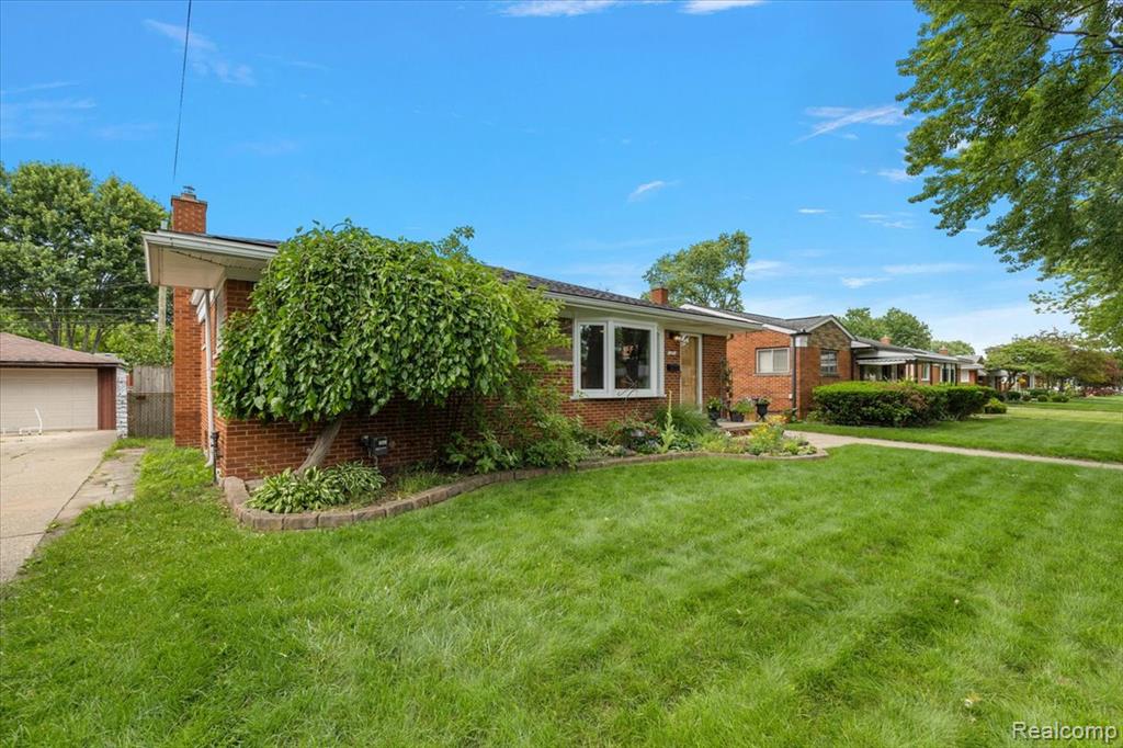 1271 Beaupre Avenue, Madison Heights, MI 48071 — Photo 40