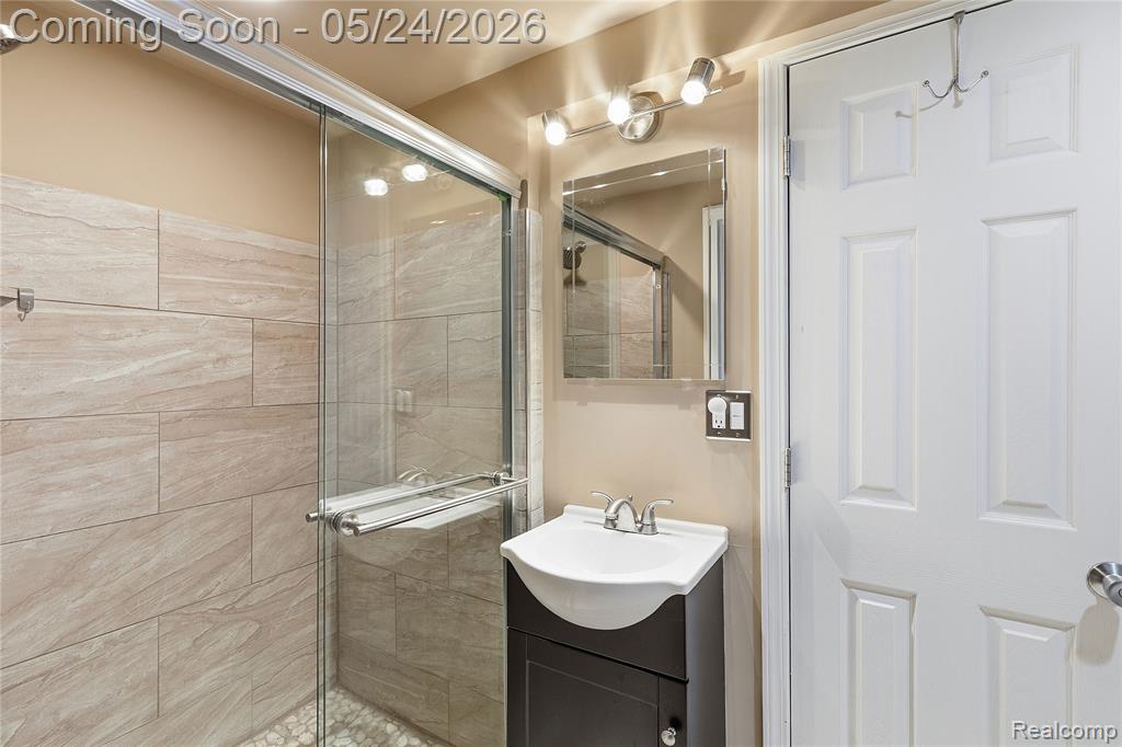 6054 Carnegie Street, Romulus, MI 48174 — Photo 31
