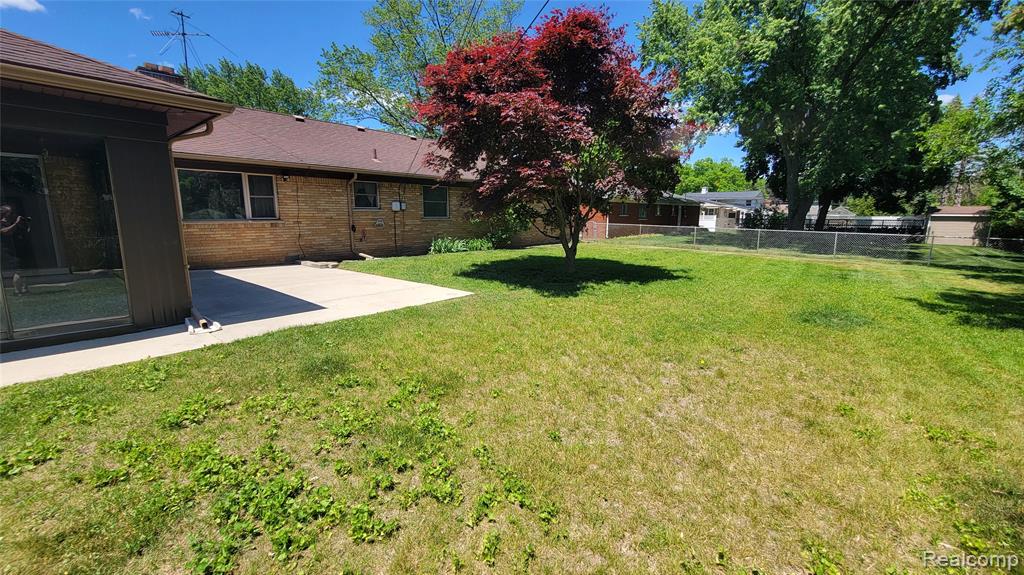 45502 Klingkammer Street, Utica, MI 48317 — Photo 27
