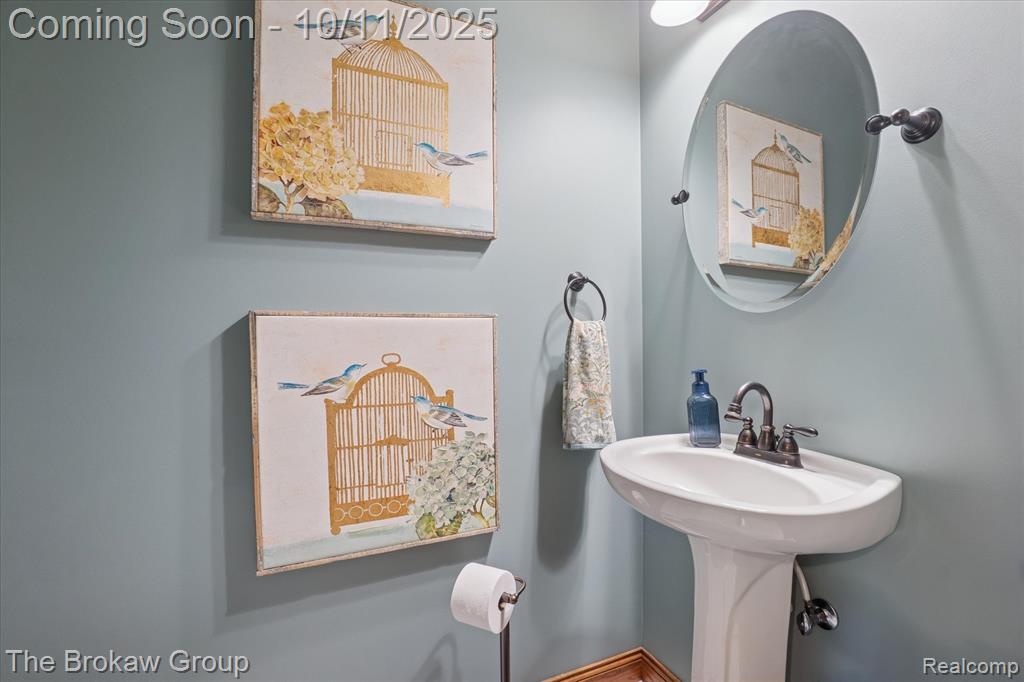 10216 Mill Pointe Drive, Goodrich Vlg, MI — Photo 26