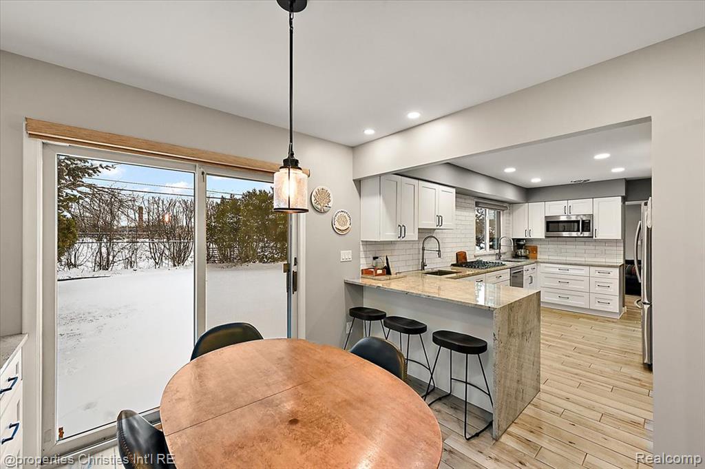 26010 Marlowe Place, Oak Park, MI 48237 — Photo 30
