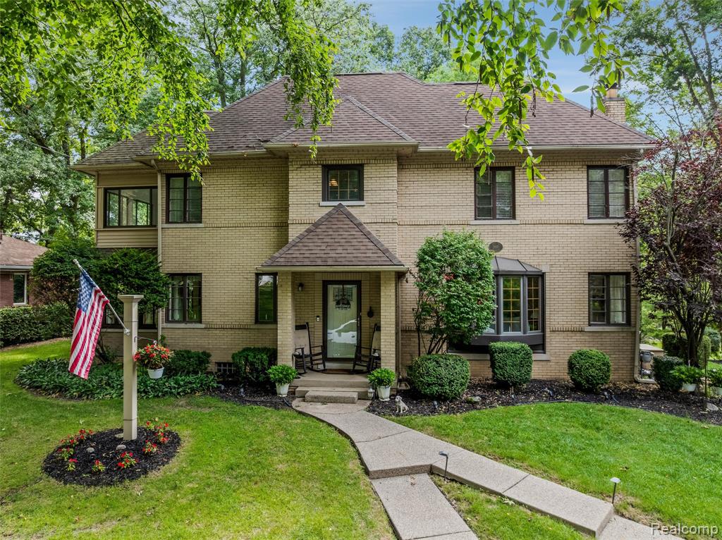 21071 Thorofare Road, Grosse Ile, MI, 48138