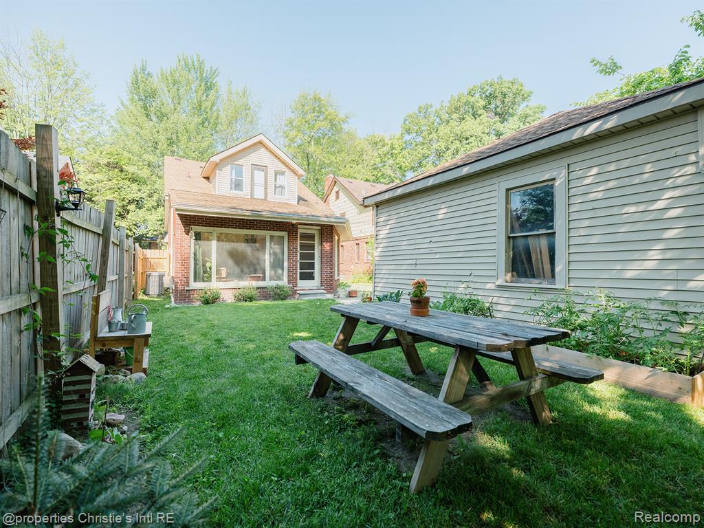 4858 Yorkshire Road, Detroit, MI 48224 — Photo 30