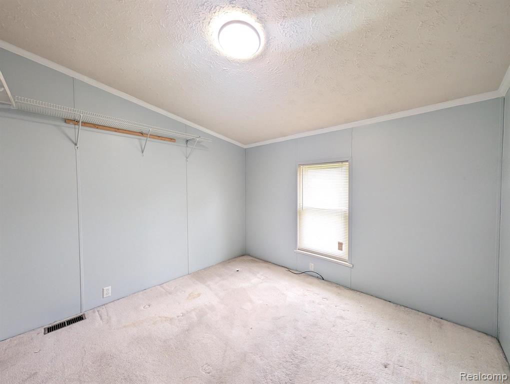 9 Brookfield, Swartz Creek, MI 48473 — Photo 14