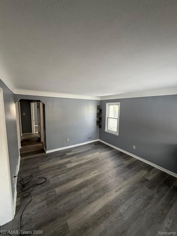 6739 Plainview Avenue, Detroit, MI 48228 — Photo 12
