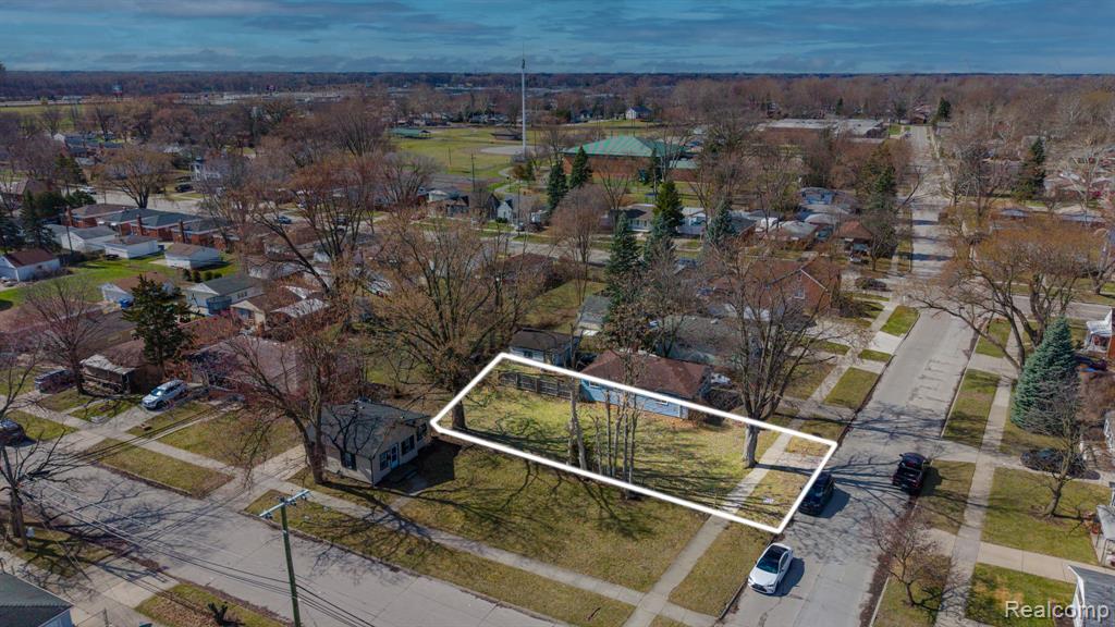 21913 Powers Avenue, Dearborn Heights, MI 48125 — Photo 10
