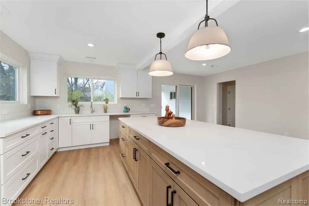 7369 Sweetbriar, West Bloomfield, MI 48324 — Photo 17