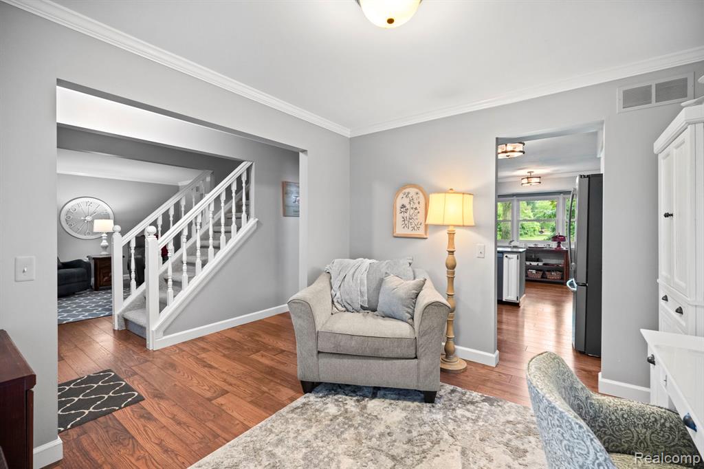 4386 Kelly Circle Drive, Commerce Twp, MI 48390 — Photo 9