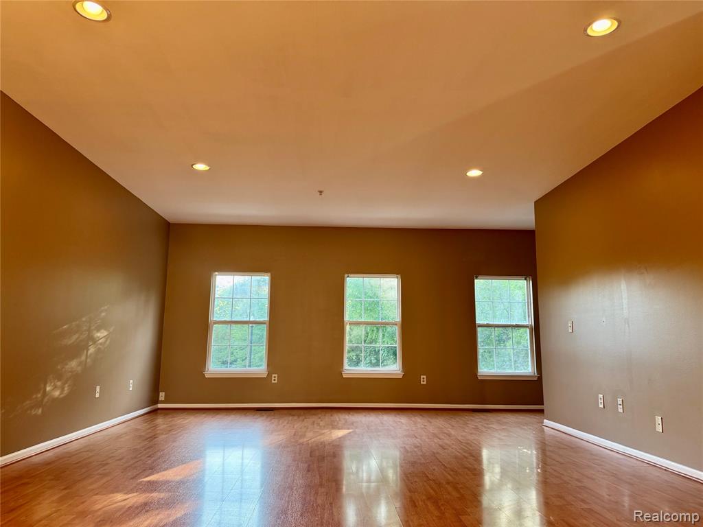 10880 Pardee Road, Taylor, MI 48180 — Photo 11