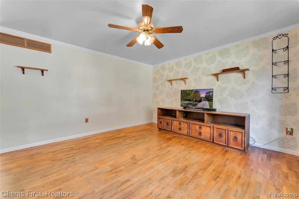 41527 Hamlin Street, Belleville, MI 48111 — Photo 4