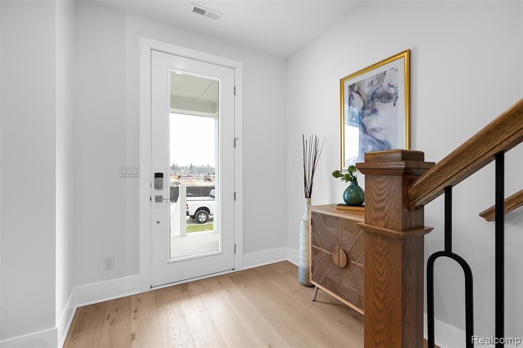 404 S Center Street, Northville, MI 48167 — Photo 3