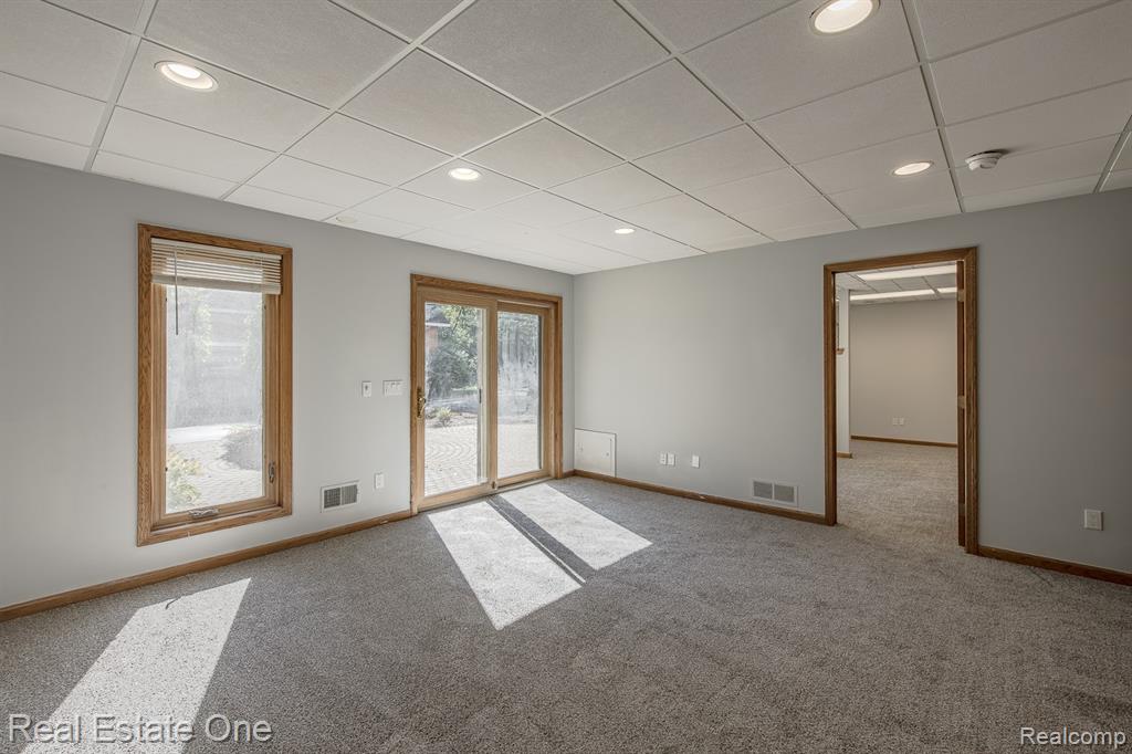 5690 White Lake Road, Clarkston, MI — Photo 61