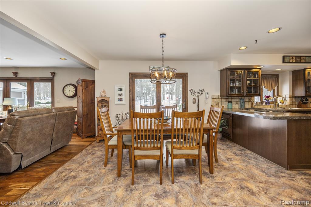 9711 Birch Run, Brighton, MI 48114 — Photo 32