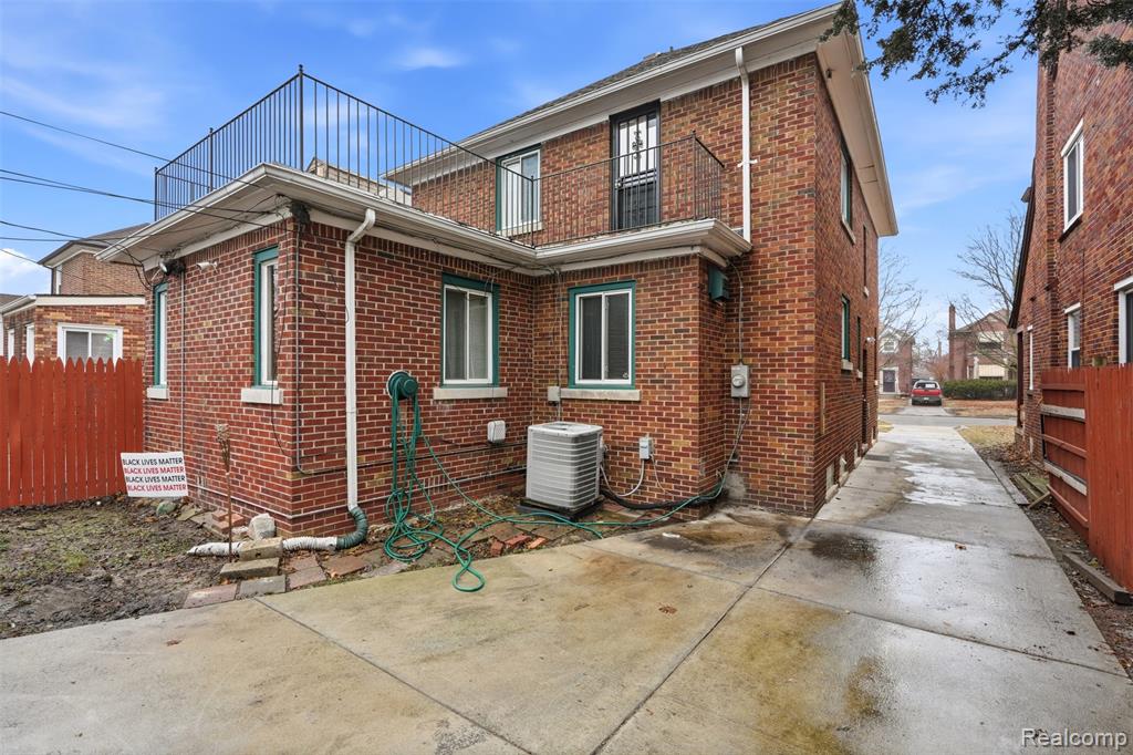 18625 Cherrylawn Street, Detroit, MI 48221 — Photo 25