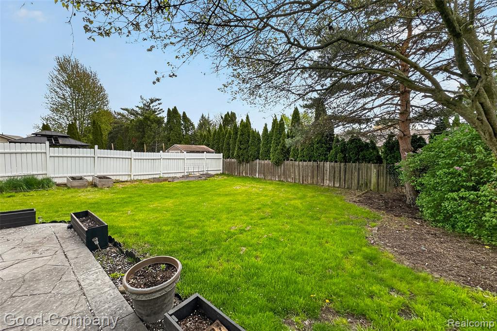 39423 Baroque Boulevard, Clinton Twp, MI 48038 — Photo 36