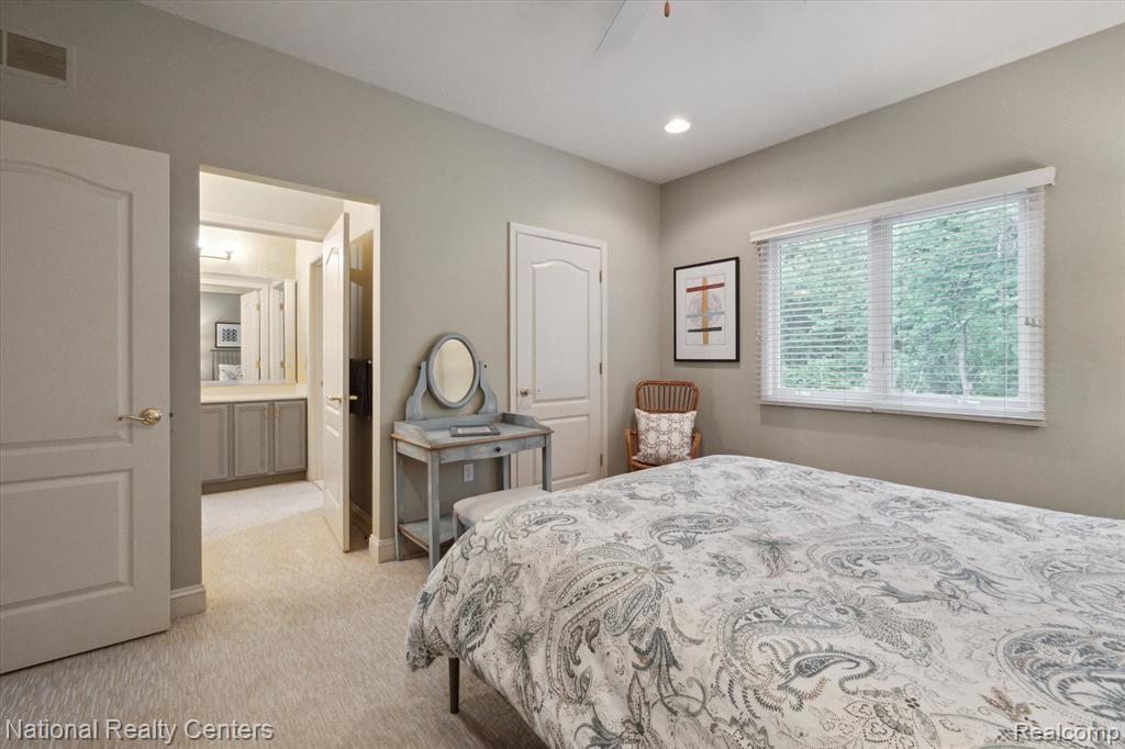 47769 Aberdeen Drive, Novi, MI — Photo 35