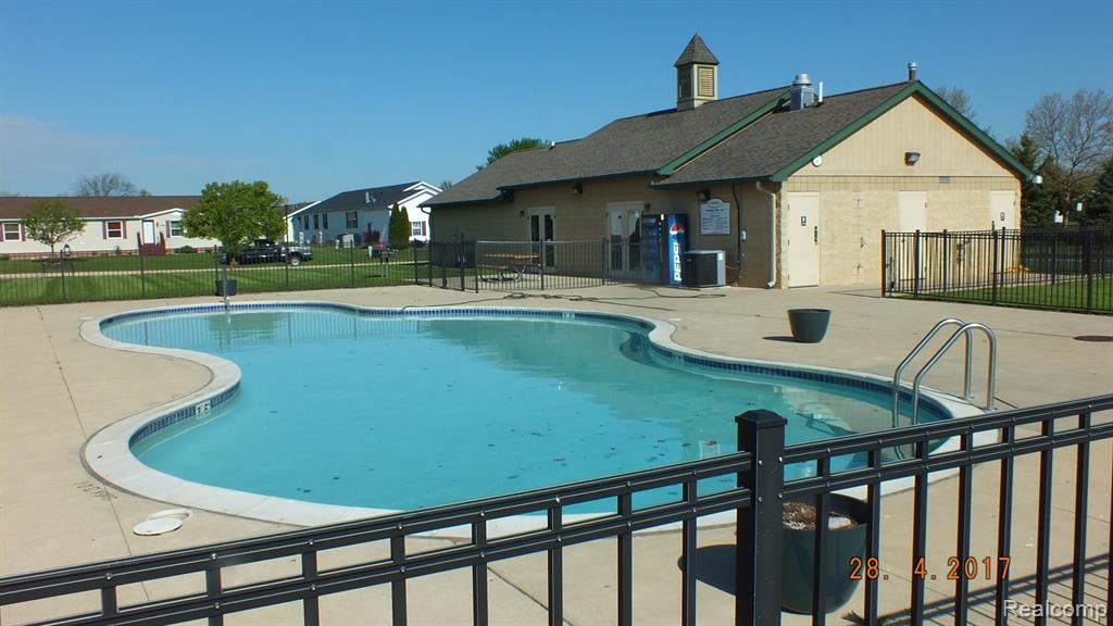 815 Jacobs Landing, Monroe, MI 48161 — Photo 19