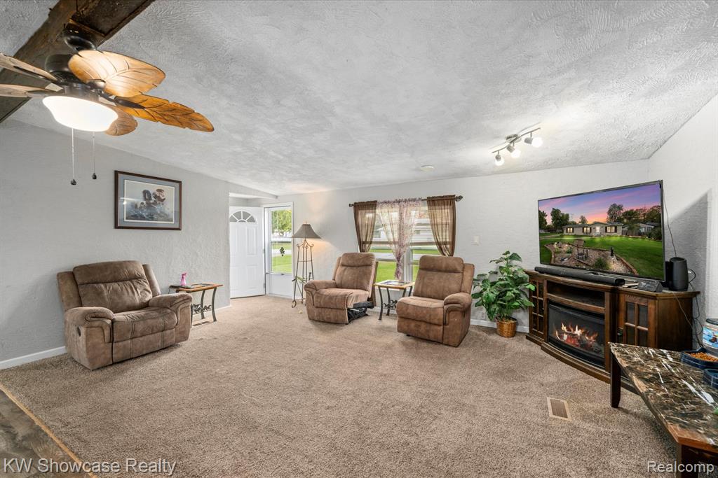 2916 Navarre Boulevard, Monroe, MI 48162 — Photo 6