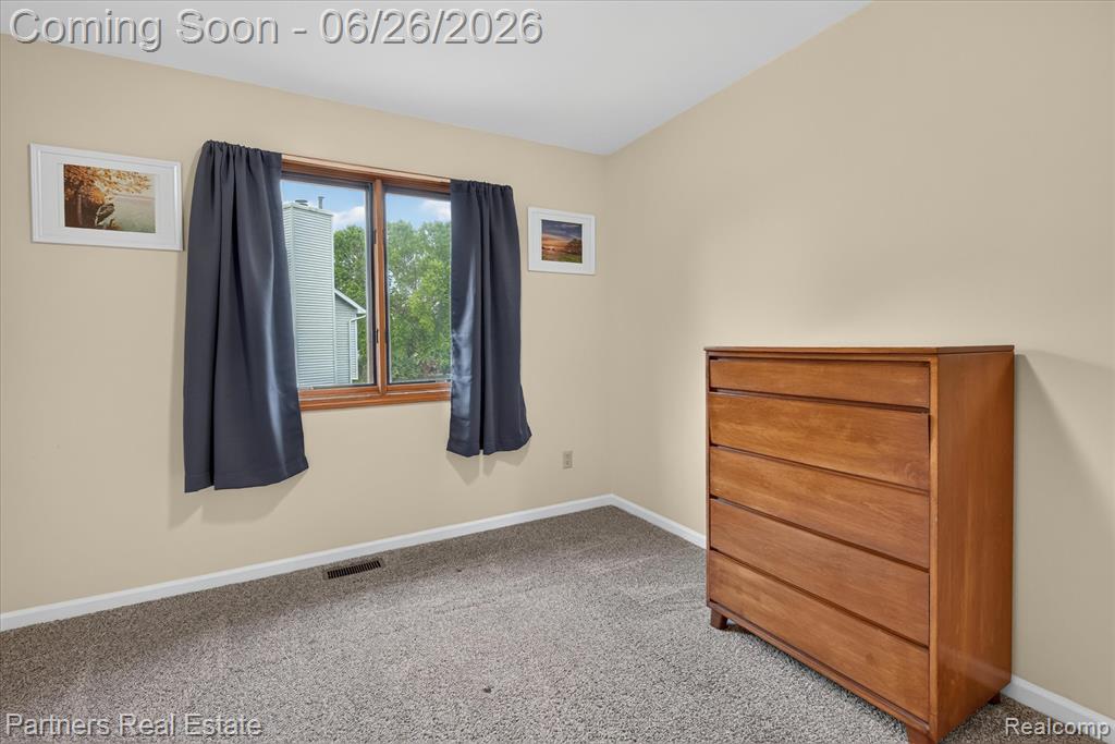 627 W Caledonia Street, Howell, MI 48843 — Photo 45