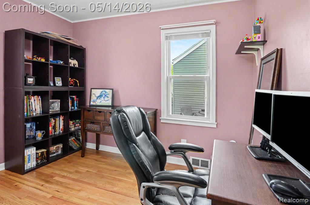 21900 Revere Street, Saint Clair Shores, MI 48080 — Photo 8