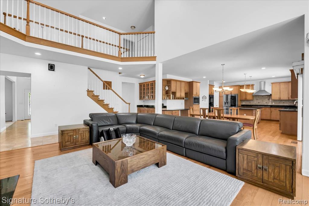 6925 Elm Park Drive, Troy, MI 48098 — Photo 8