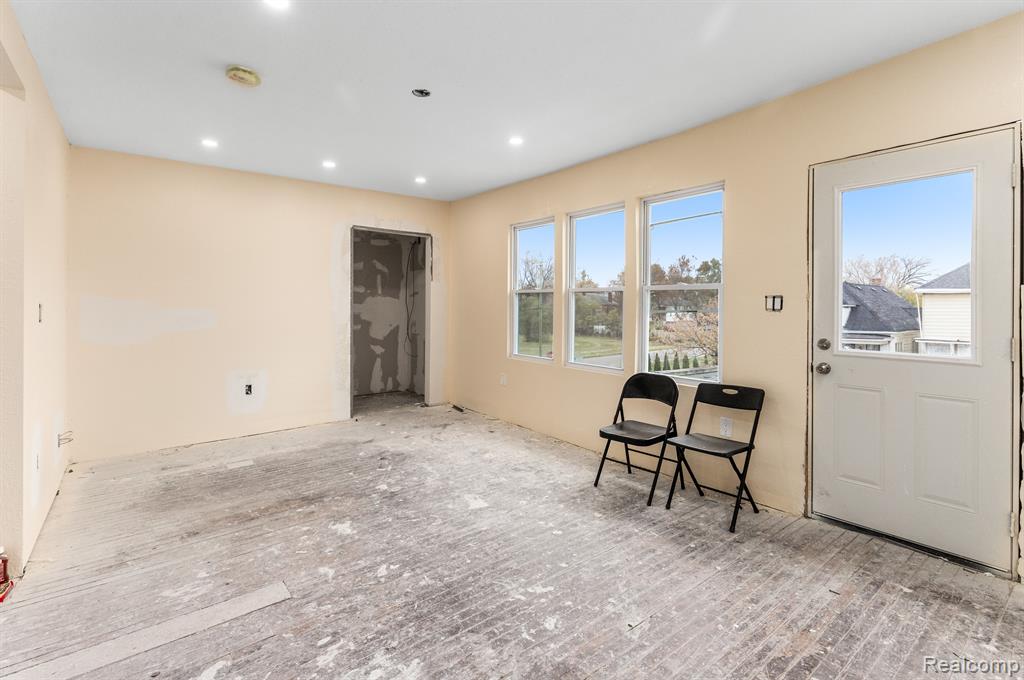 5393 SEEBALDT Street, Detroit, MI 48204 — Photo 15