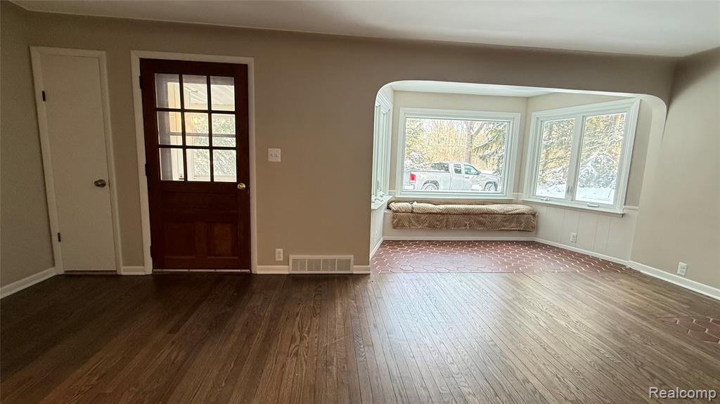 5081 24th Avenue, Fort Gratiot, MI 48059 — Photo 6
