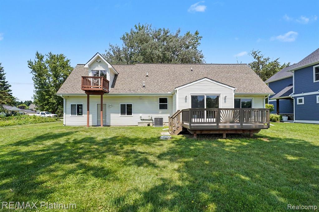 11624 ISLAND COURT, Hartland, MI 48353 — Photo 25