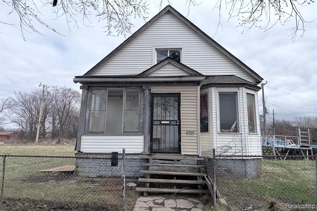 6264 Holcomb Street, Detroit, MI 48213 — front exterior