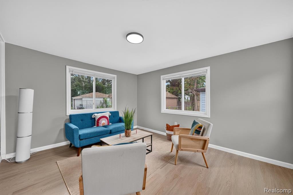 19391 Sussex Street, Detroit, MI 48235 — Photo 24