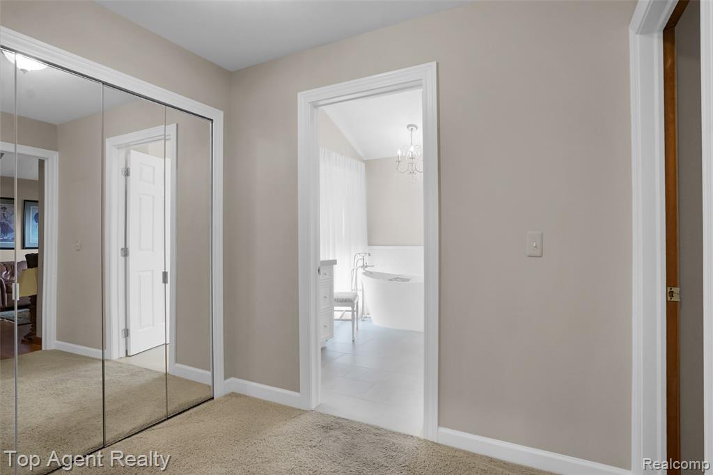 6369 Peach Tree Court, Rochester Hills, MI 48306 — Photo 26