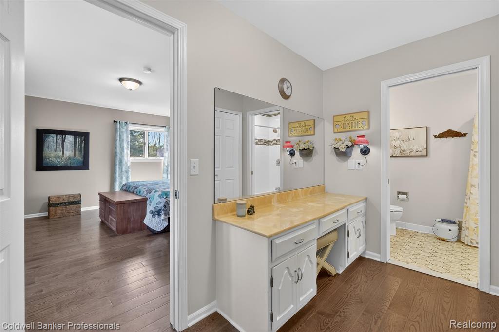 4380 Warwick Circle Drive, Grand Blanc, MI 48439 — Photo 15