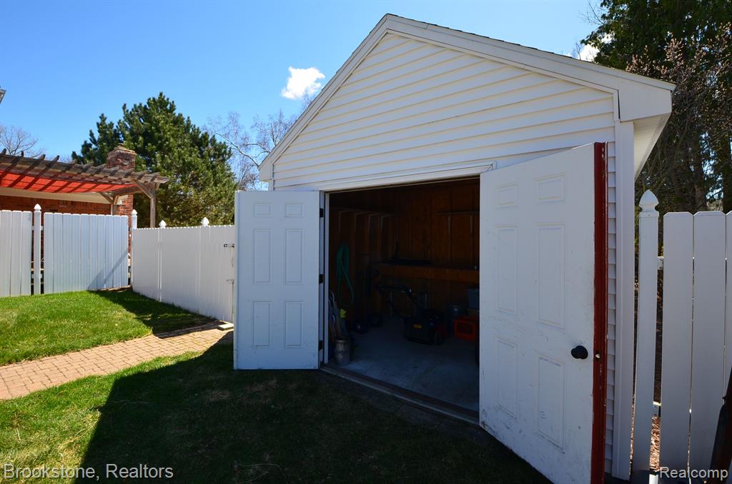 4470 PERRY Road, Grand Blanc, MI 48439 — Photo 67
