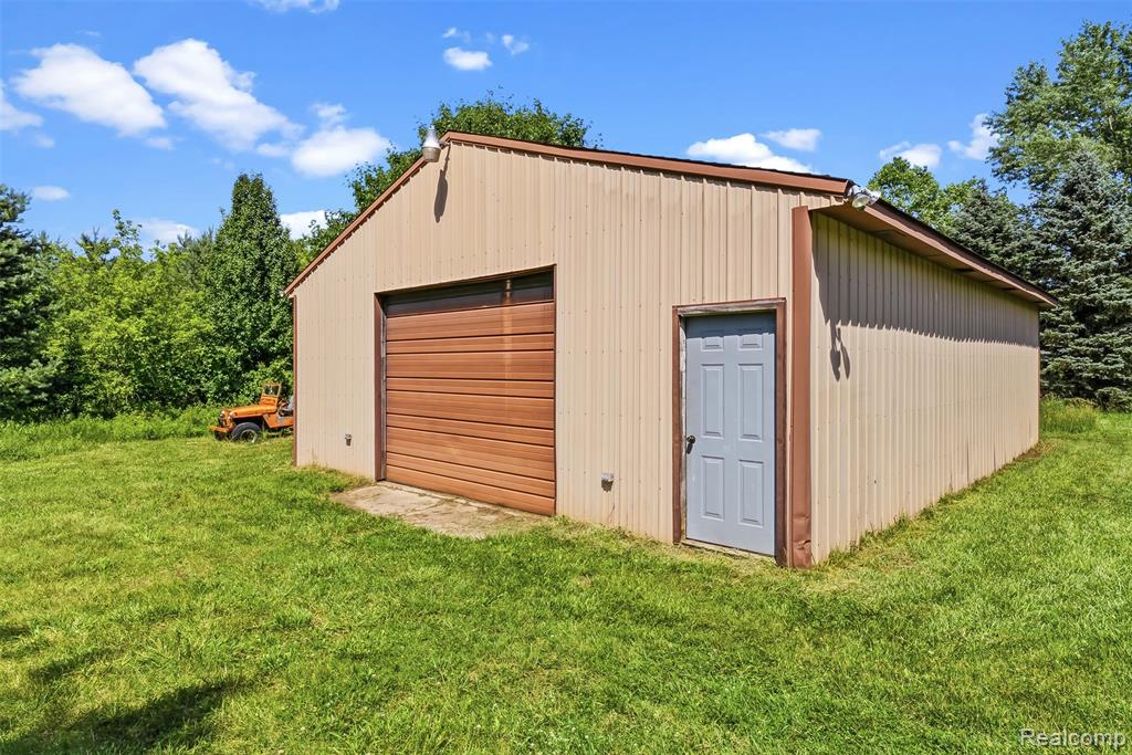 9200 Hickory Ridge Road, Holly, MI 48442 — Photo 31
