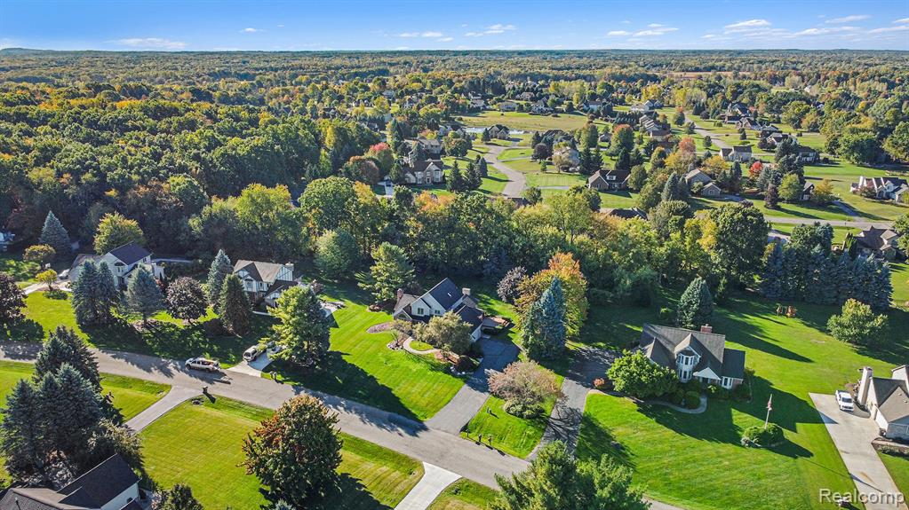 8620 Southridge Drive, Howell, MI 48843 — Photo 48