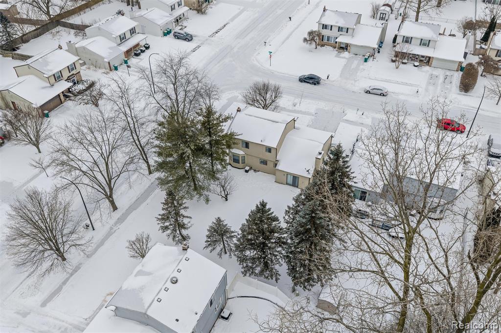 5695 CAREN Drive, Ypsilanti, MI 48197 — Photo 4