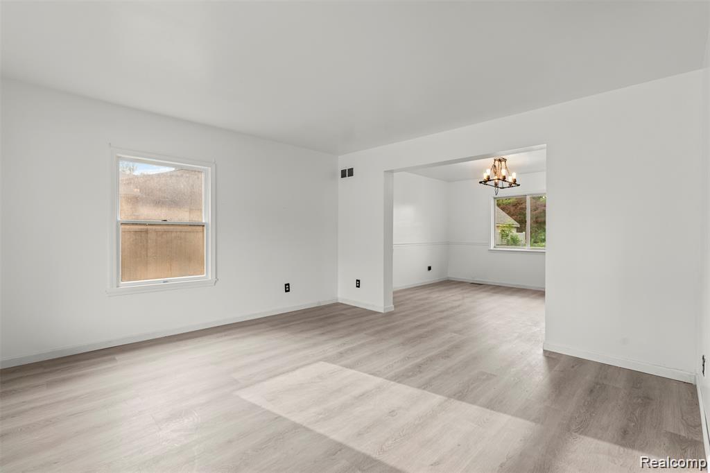 5420 Southlawn Drive, Sterling Heights, MI 48310 — Photo 6