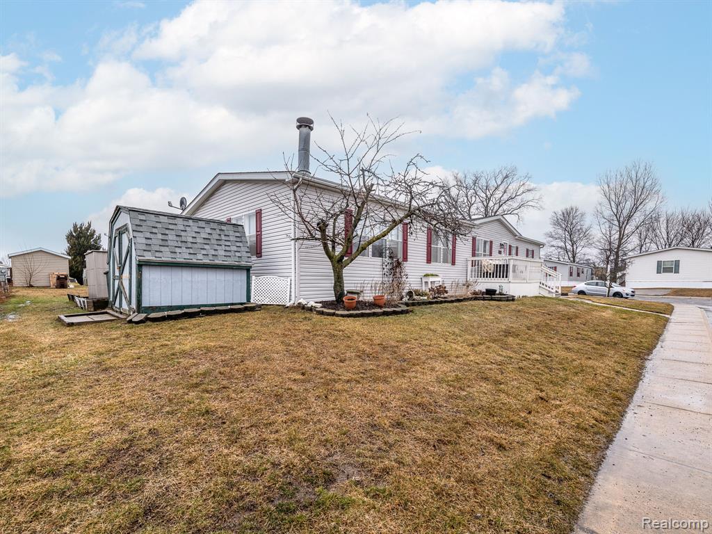 29403 Wedgewood, Flat Rock, MI 48134 — Photo 29